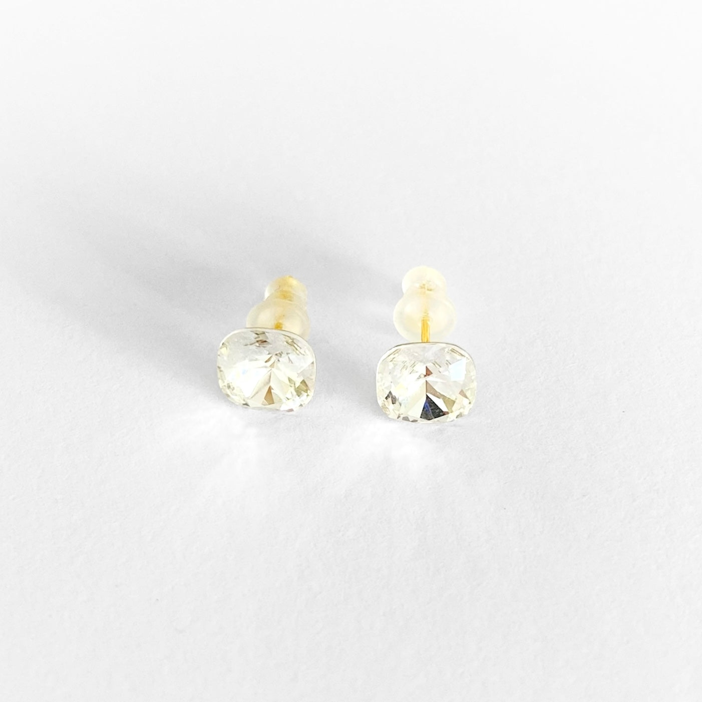 Broqueles piedra blanca