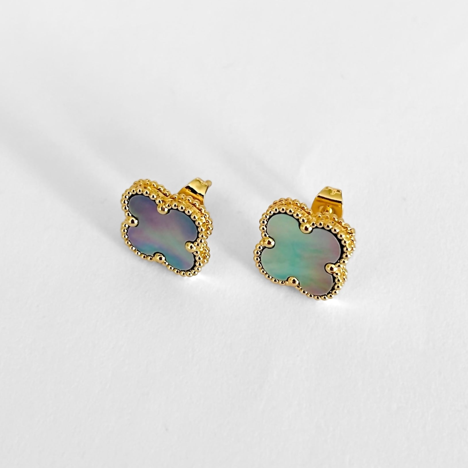 Broqueles Trébol lila tornasol