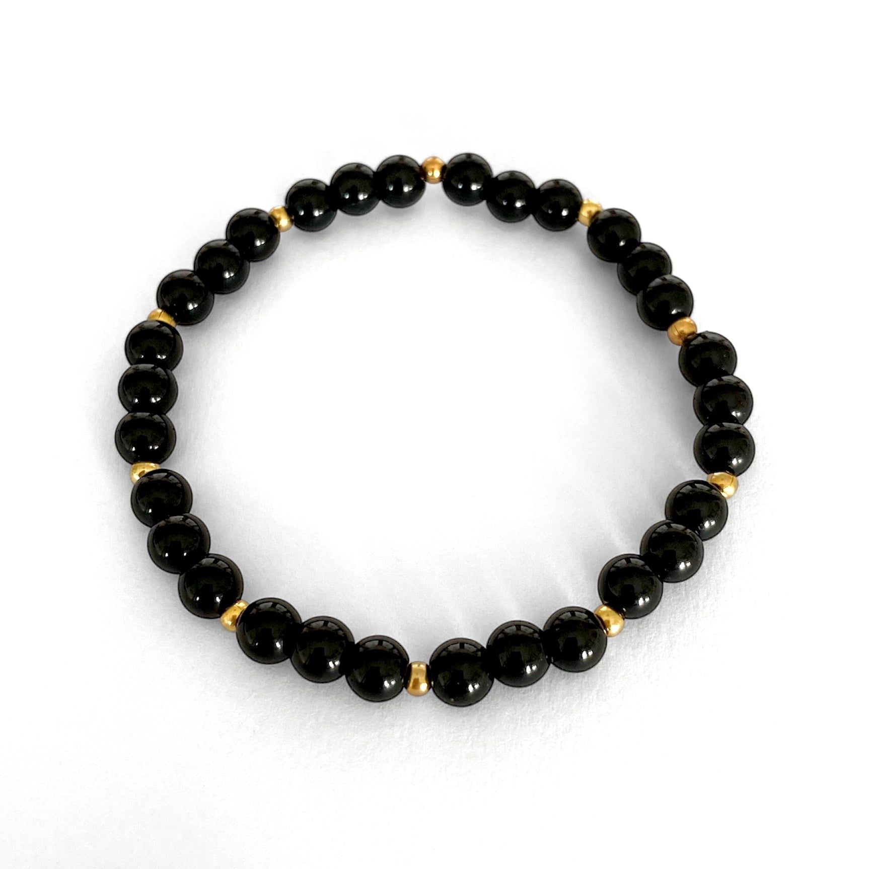 Pulsera negra sencilla