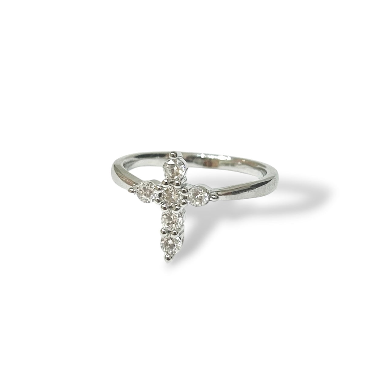 Anillo cruz zirconia