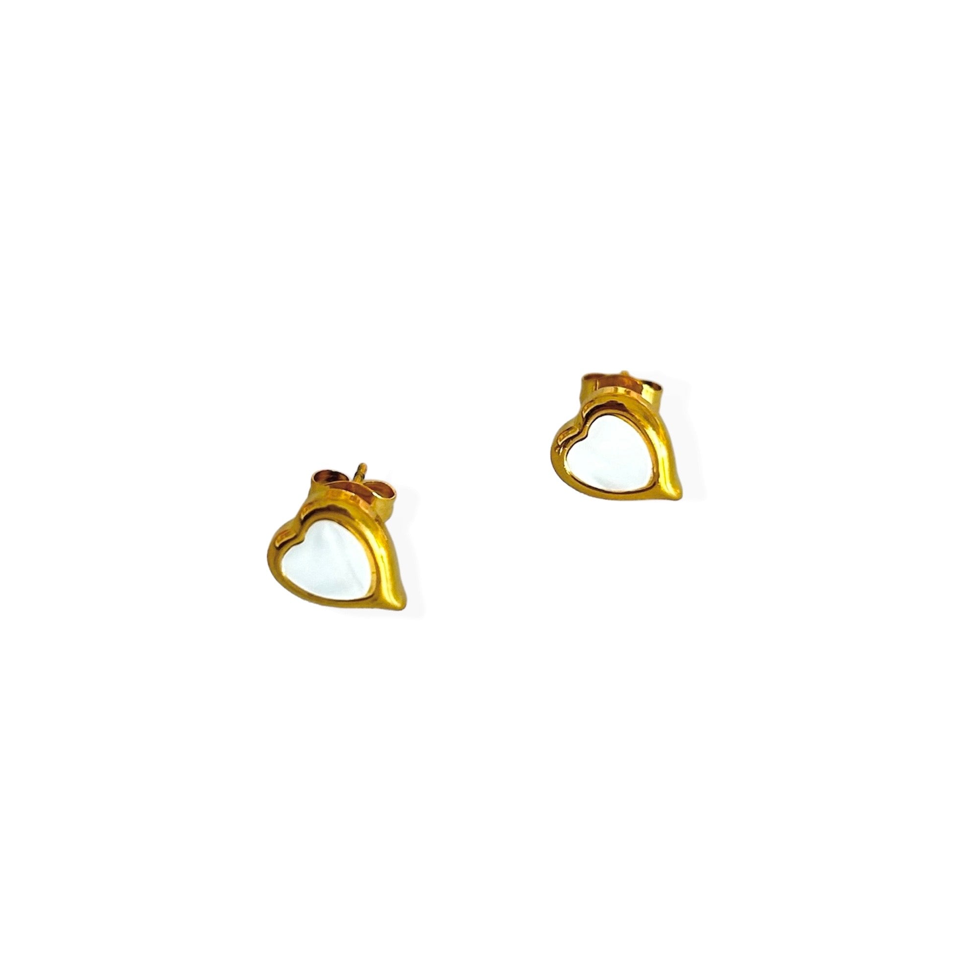 Aretes corazón blanco