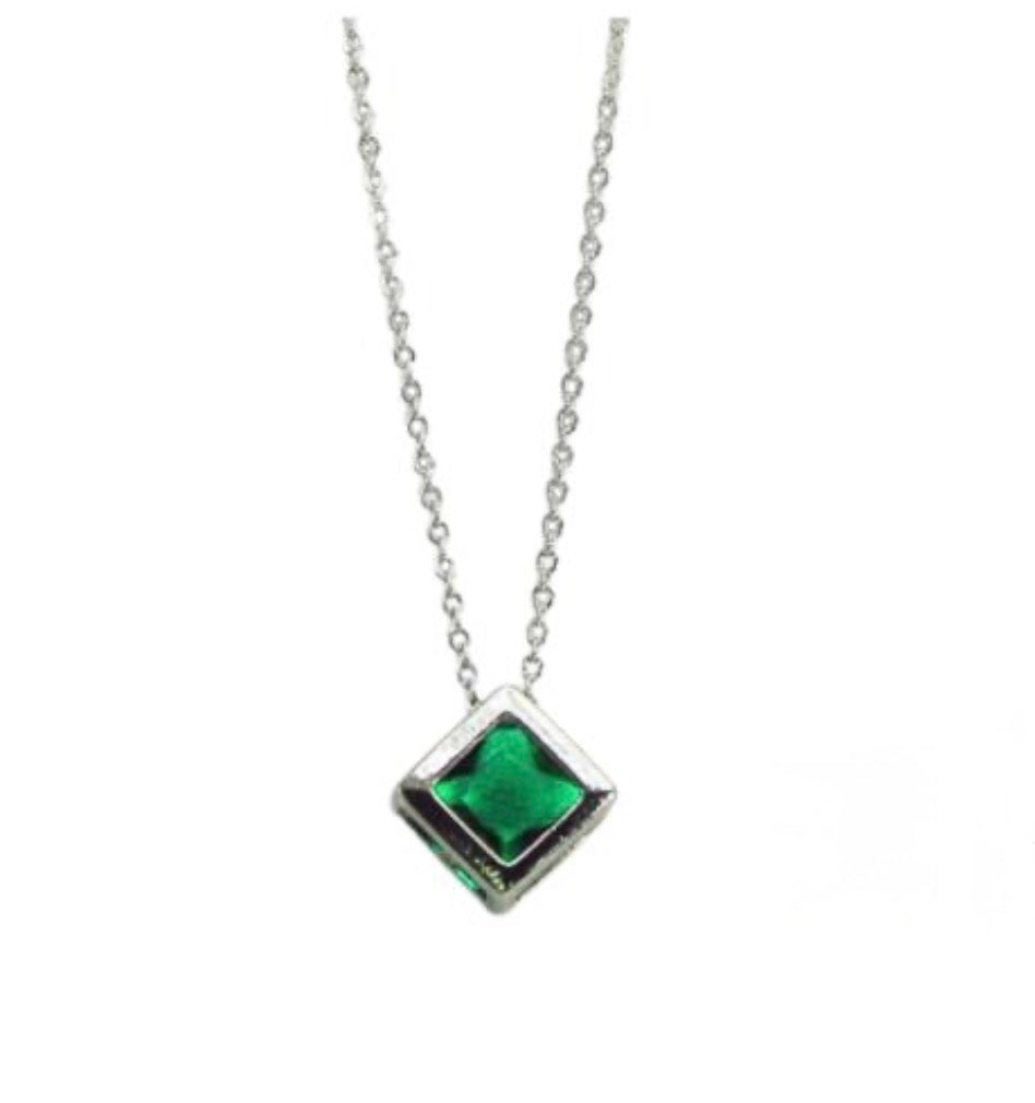 Cadena piedra verde esmeralda plata