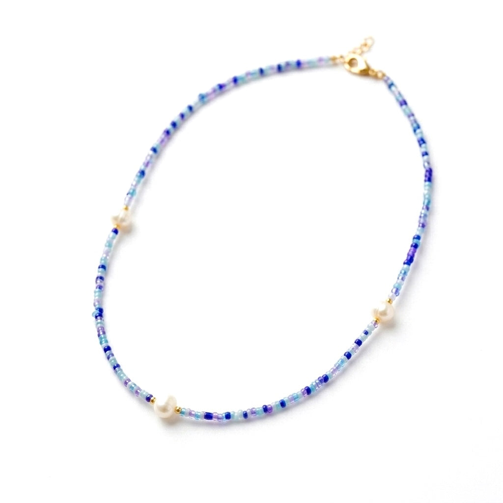 Lila Choker
