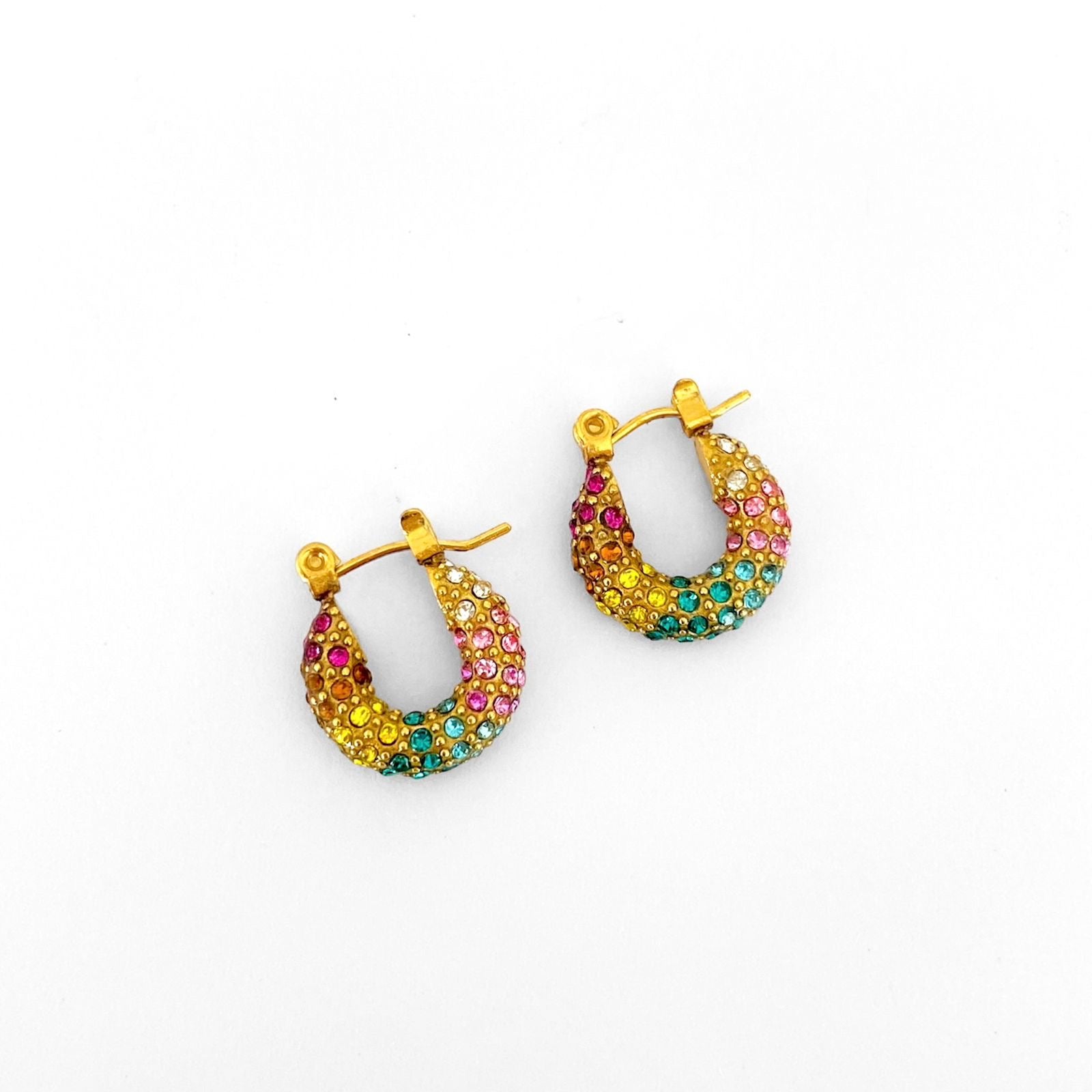 Rainbow hoops micropave