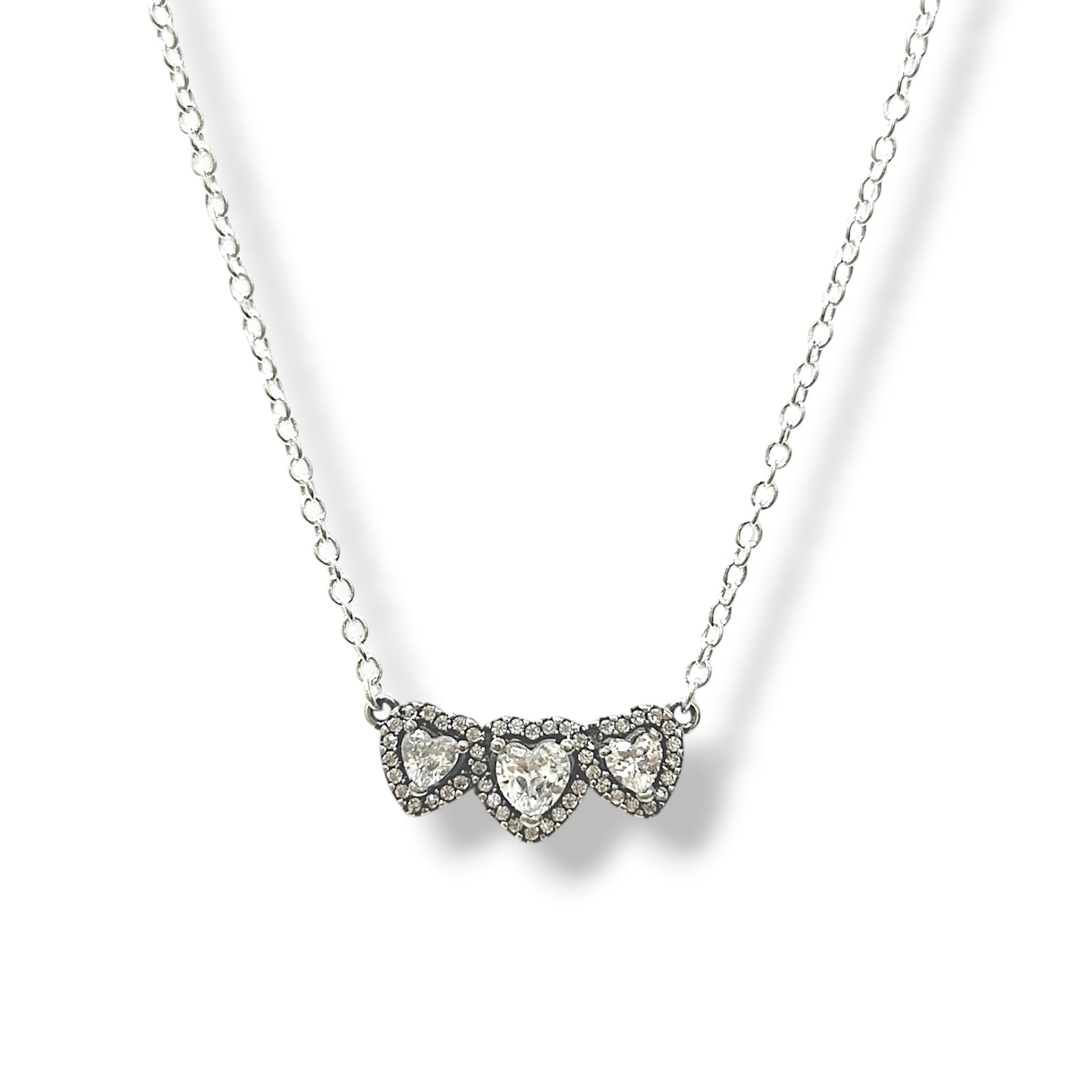 Cadena tres corazones plata