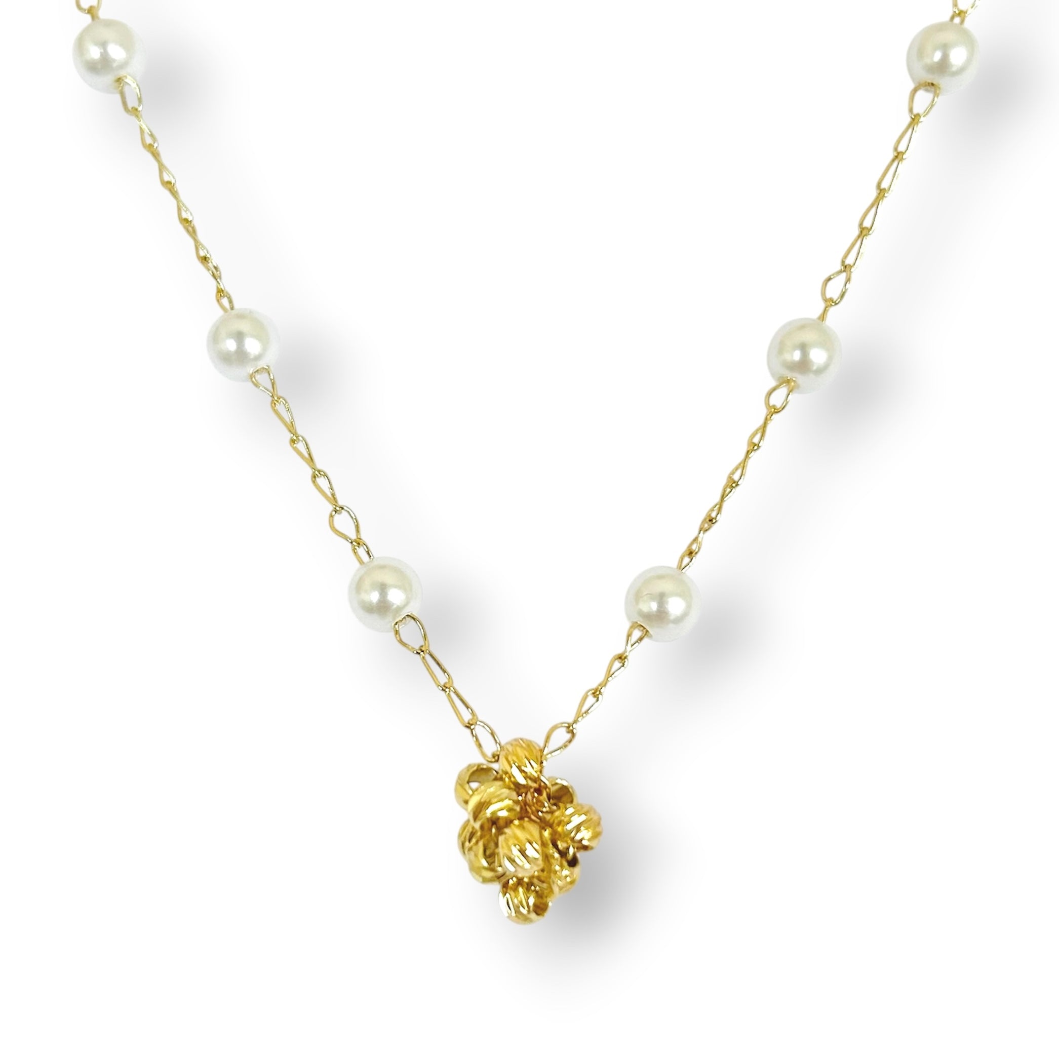 Cadena perla dije dorado