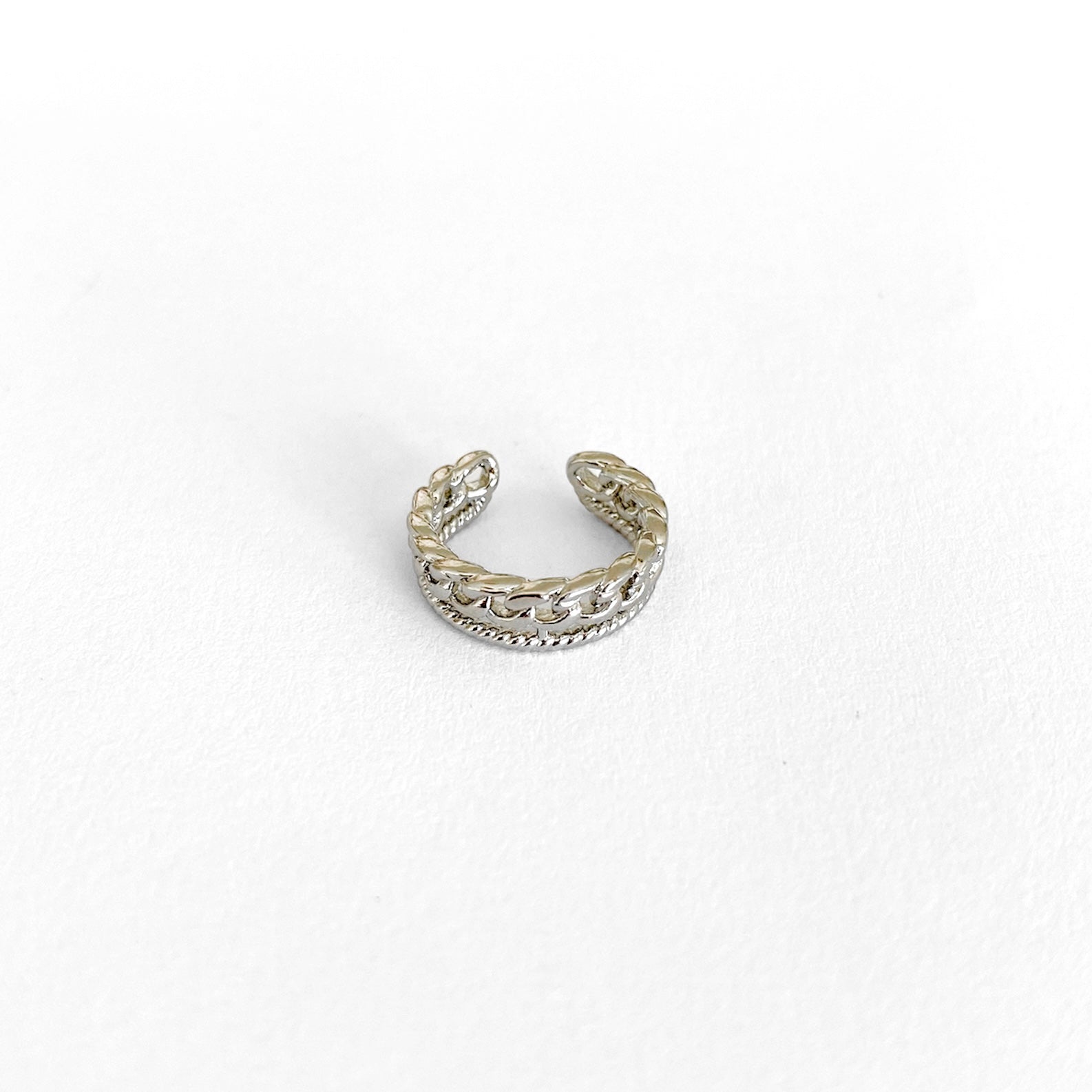 Earcuff cadena plata