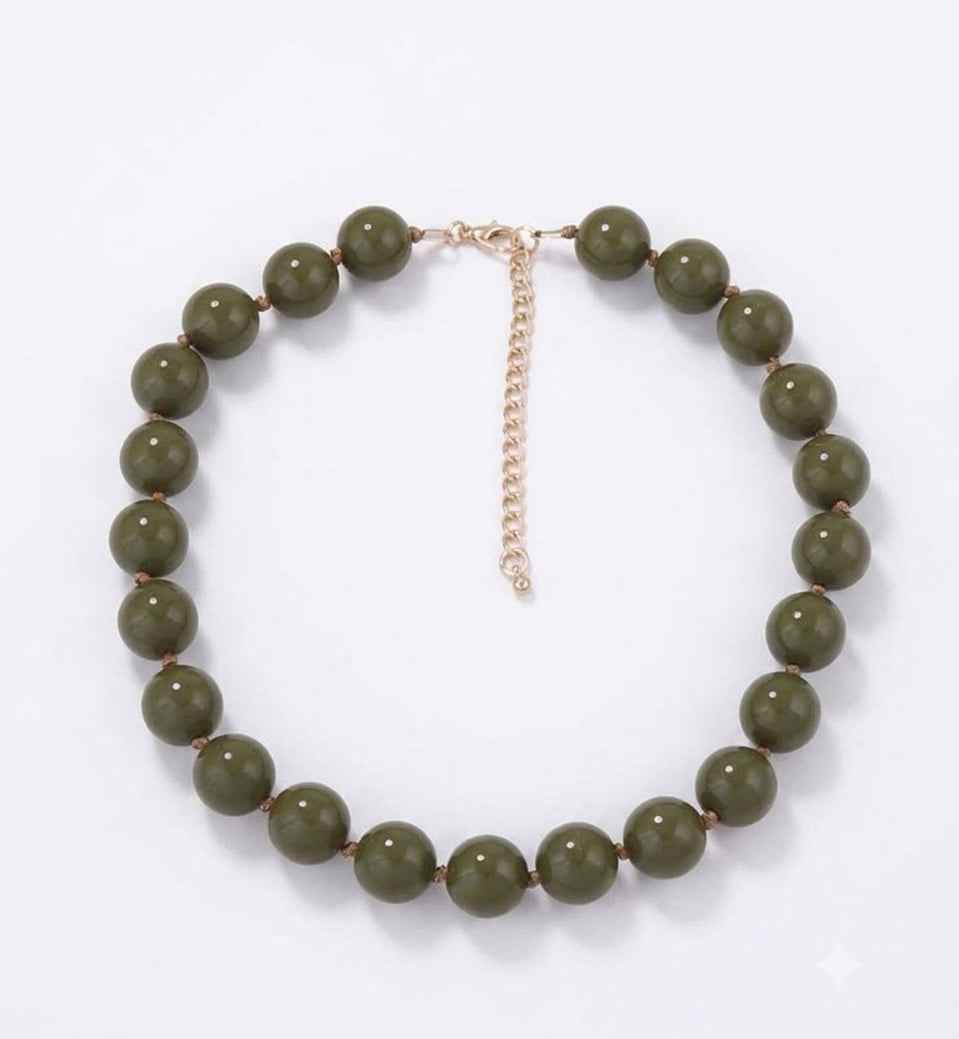 Collar Ginebra verde olivo