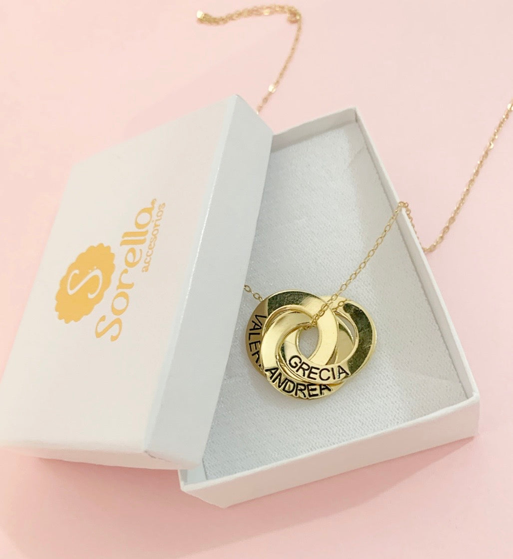 Cadena círculos interlazados dorados desde: