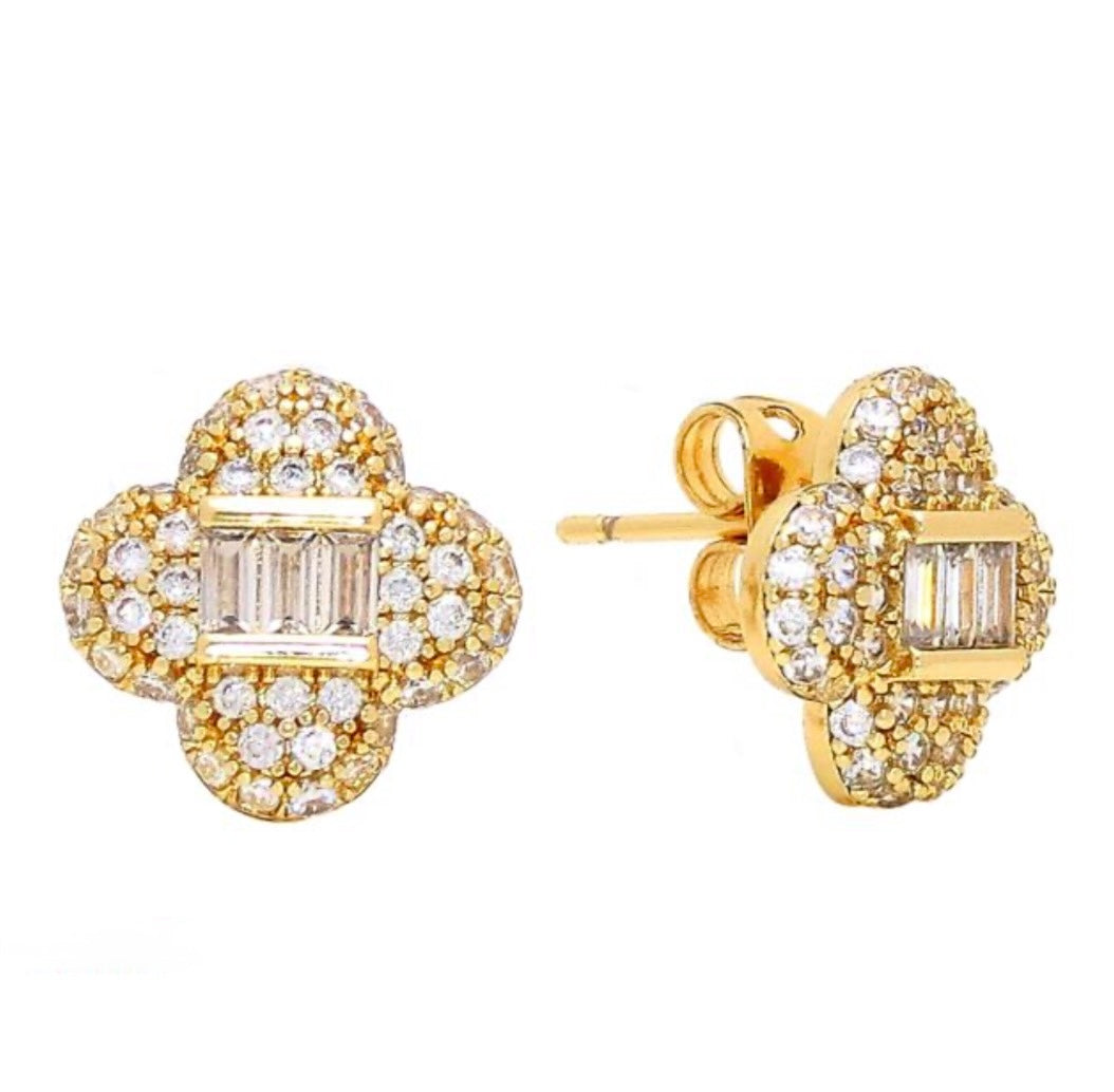 Aretes Trébol oro laminado