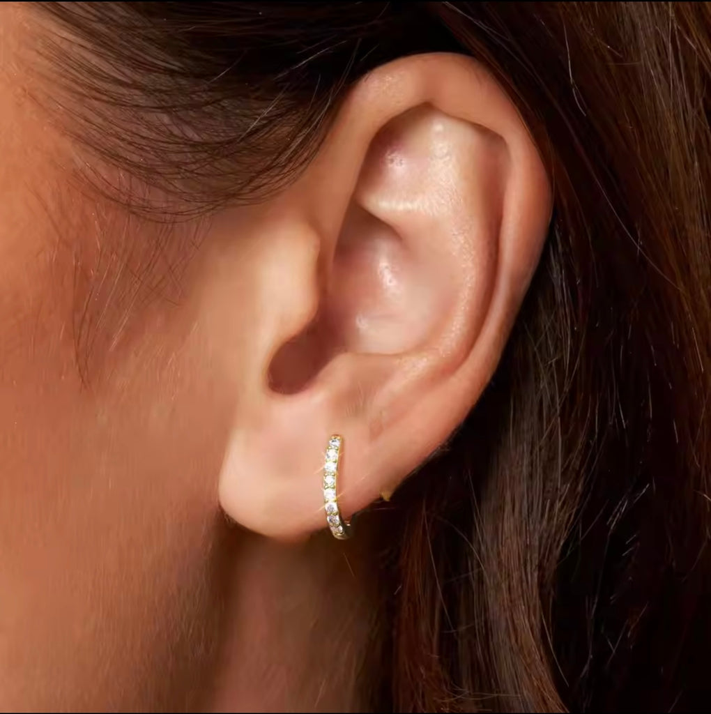 Piercing mini arracada zirc